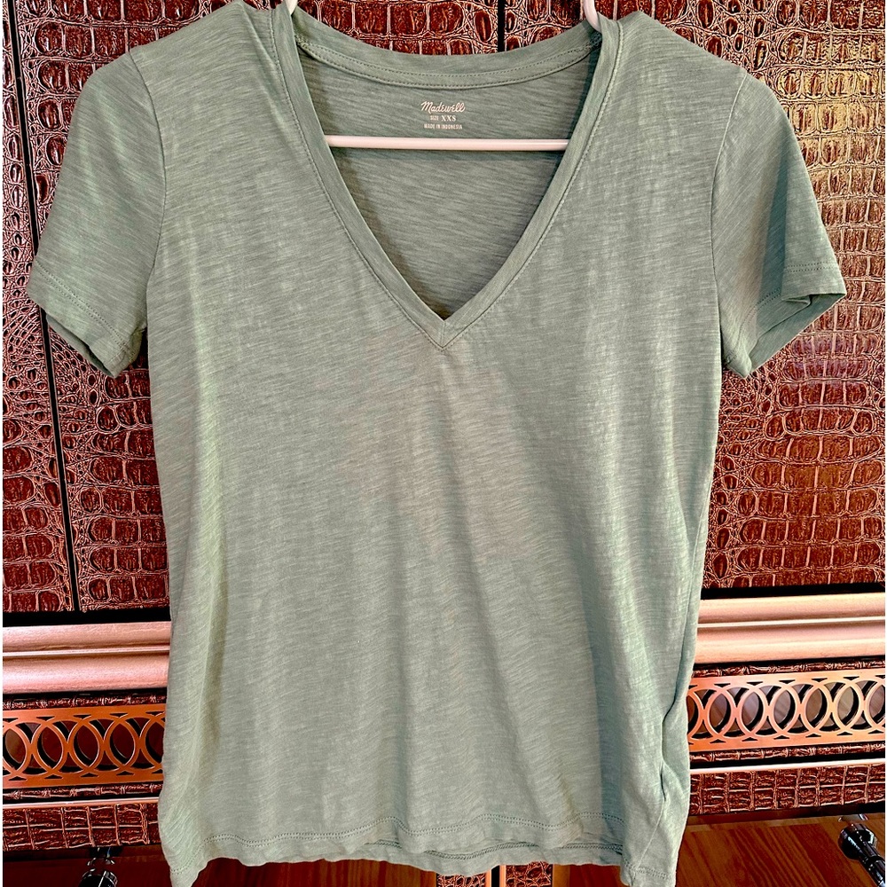 Size XXS Madewell tee